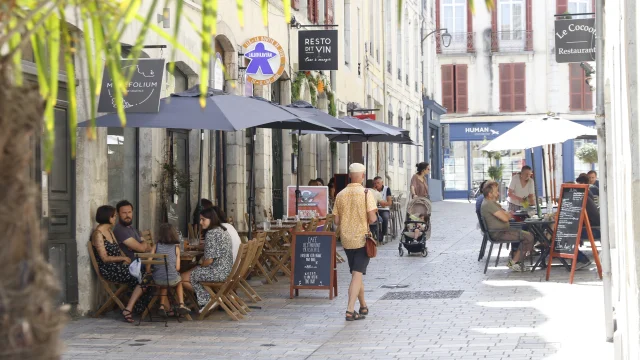 Terrasses rue de Foix - Pau