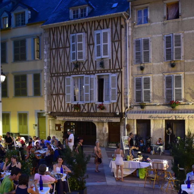 Terrasses dans le quartier du château de Pau