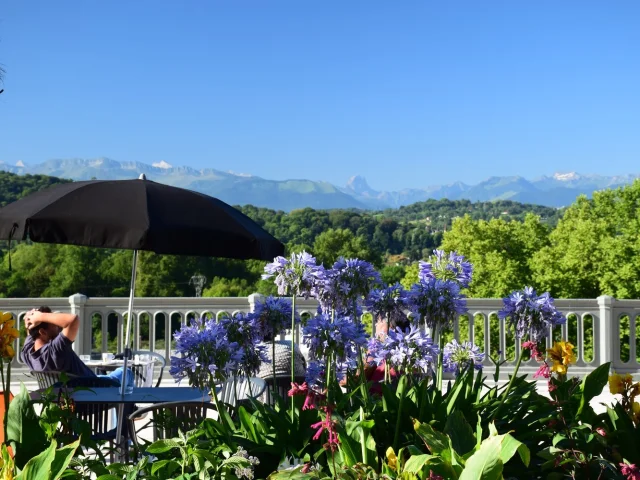 Detente Boulevard Pyreneespau Pyrenees Tourisme 2