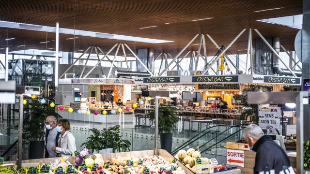 Étals aux halles de Pau