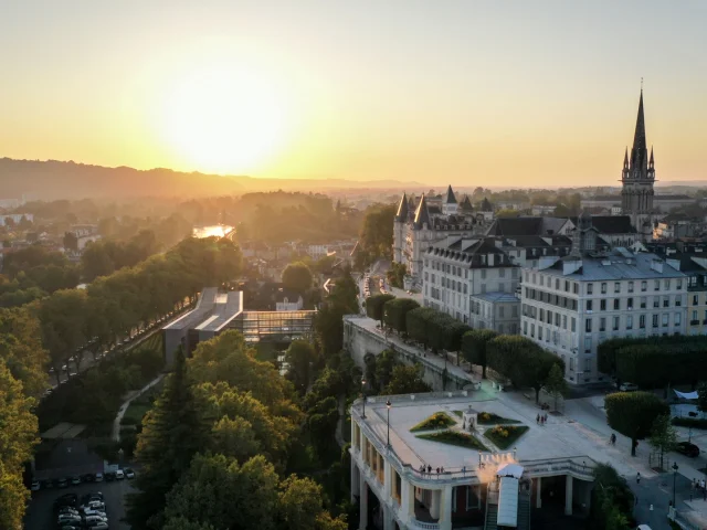 Boulevard des Pyrénées - Pau