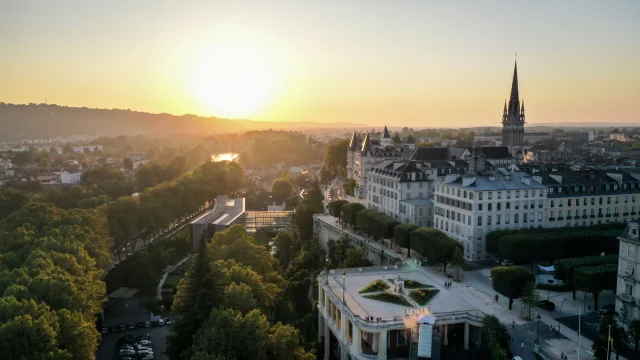 Boulevard des Pyrénées - Pau