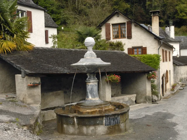 Lavoir de Sarrance - Vallée d'Aspe - Béarn - Pyrénées Atlantiques