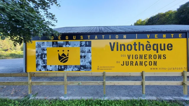 Vinothèque - La route des vignerons du Jurançon