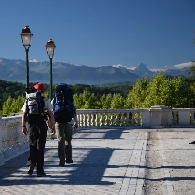 Randonneurs - Boulevard des Pyrénées - Pau